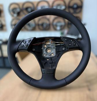 Preview: BMW E36 Lenkrad neu beziehen, BMW E46 Lenkrad Leder, E46 Alcantara Lenkrad, M-Technik Lenkrad beziehen, BMW Lenkrad neu Hannover, Lederlenkrad Reparatur, 3er BMW Lenkrad Aufbereitung